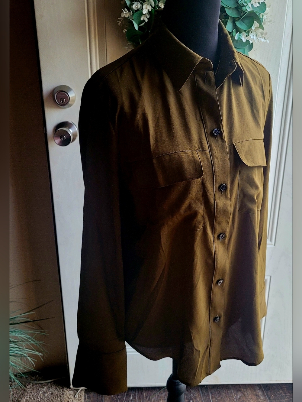 H & M Olive Green Button-Front Casual Shirt